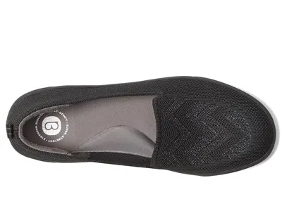 Bzees March On Moc In Black