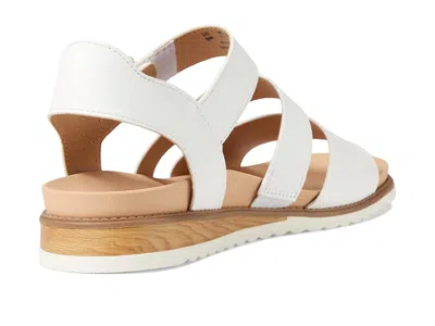 Dr. Scholl's Island Glow In Multi