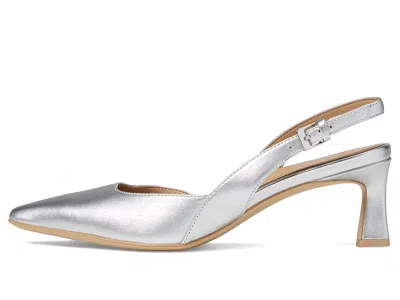 Naturalizer Dalary In Silver