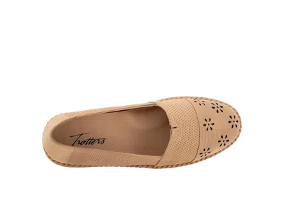 Trotters Ruby Perf In Sand