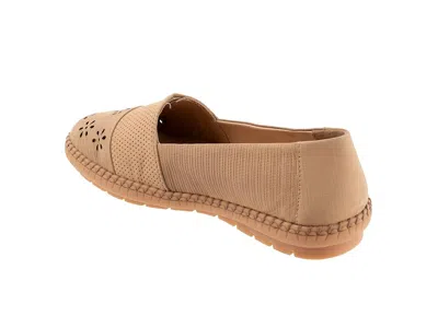 Trotters Ruby Perf In Sand