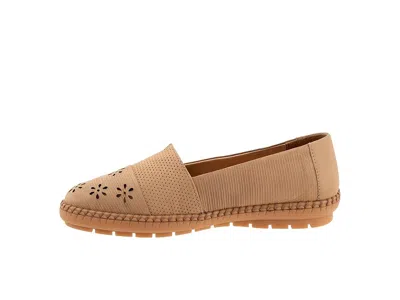 Trotters Ruby Perf In Sand