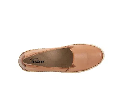 Trotters Accent In Brown