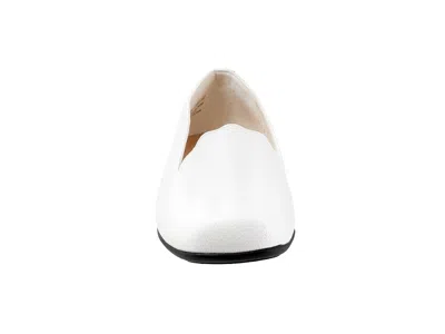 Trotters Wide Width Sage Flat In Multi