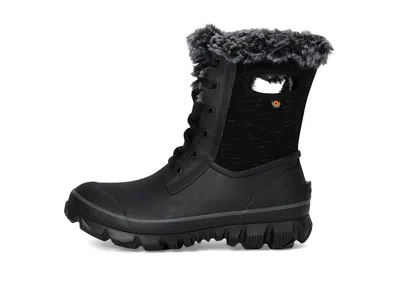 Bogs Arcata Dash In Black