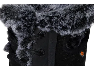 Bogs Arcata Dash In Black