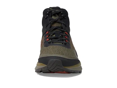 Forsake Cascade Peak Mid In Black