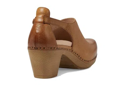 Dansko Sassy In Brown