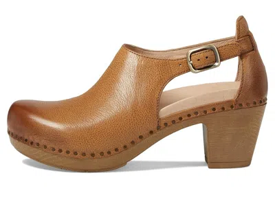 Dansko Sassy In Brown