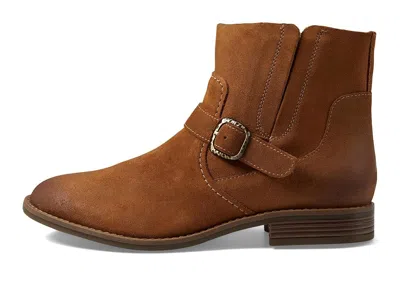 Clarks Camzin Loop In Brown
