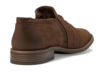 Clarks Camzin Pace Leather Zip Bootie In Brown