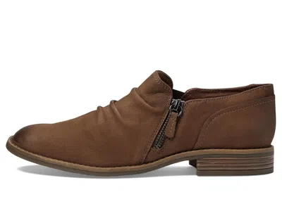 Clarks Camzin Pace Leather Zip Bootie In Brown
