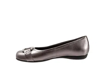 Trotters Sizzle In Multi