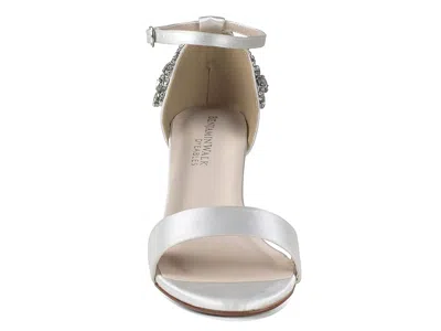 Touch Ups Olivia In White