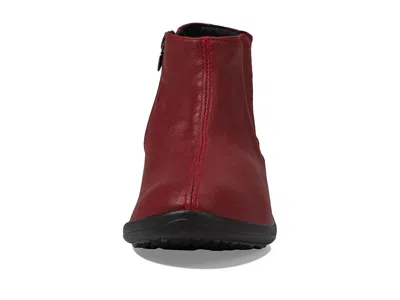 Arcopedico Ardales In Red