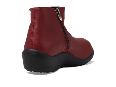 Arcopedico Ardales In Red
