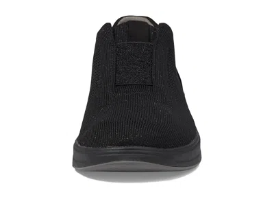 Bzees Trophy In Black