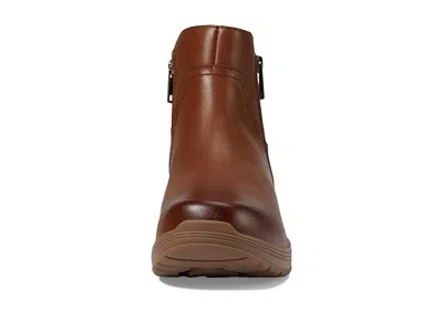 Propét Delphi In Brown