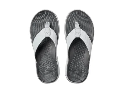 Reef The Deckhand In Gray