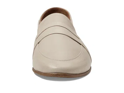 Spring Step Capitola In Brown