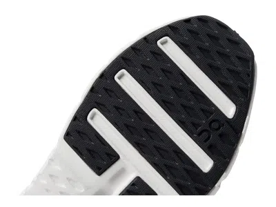 On Cloudtilt In White