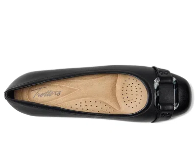 Trotters Sizzle Signature In Black