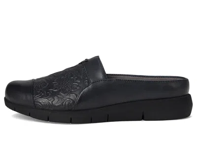 Softwalk San Marcos Tooling In Black