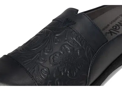 Softwalk San Marcos Tooling In Black