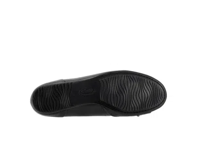 Softwalk Wide Width Sofia Ballet Flat In Black
