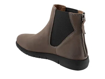 Softwalk Albany Chelsea Boot In Brown