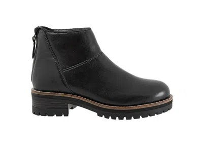 Softwalk Wide Width Elmhurst Bootie In Black