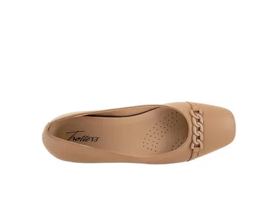 Trotters Wide Width Harmony Flat In Brown