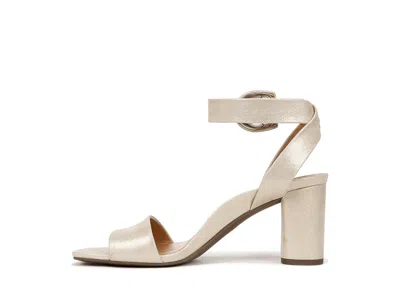 Vionic Zinfandel In Gold