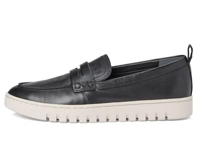 Vionic Women Uptown Loafer In Black In Black