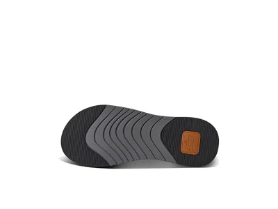 Reef Cushion Norte In Black