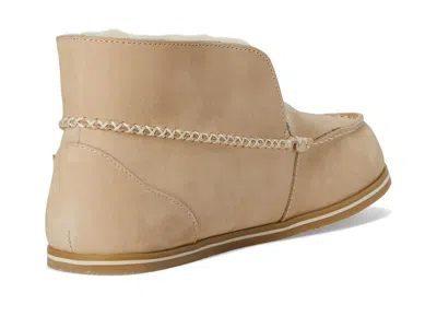 Hari Mari Alta In Sand