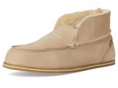 Hari Mari Alta In Sand