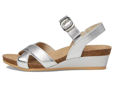 Naot Throne In Silver