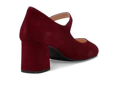 French Sole Tycoon In Red