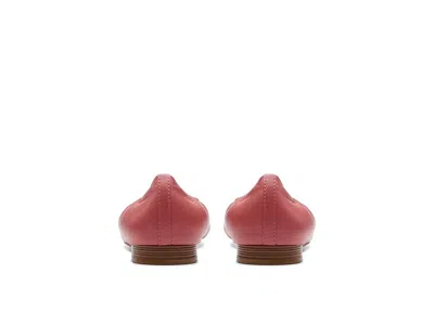 Clarks Loreleigh Ave