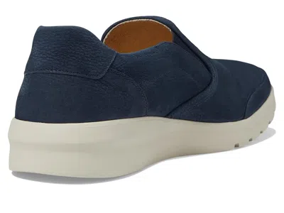 Mephisto Will Perf In Blue