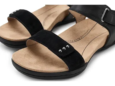 Jambu Morgan In Black