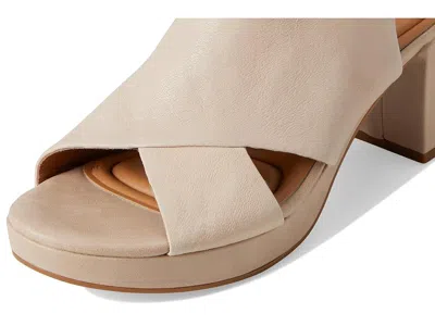 Söfft Liv Slingback Platform Sandal In Brown