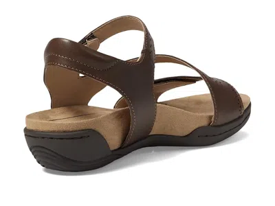 Jambu Makayla In Brown