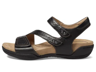 Jambu Makayla In Black