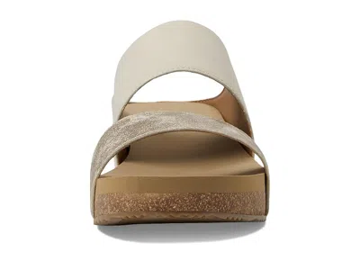 Volatile Campfire In White