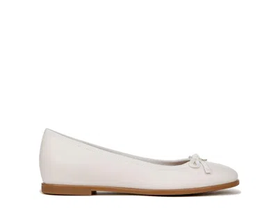 Naturalizer Essential