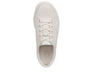 Naturalizer Morrison Logo