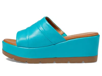 Spring Step Allerton In Blue