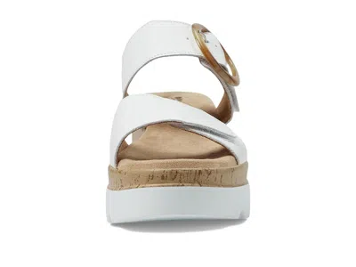 Spring Step Abarah In White